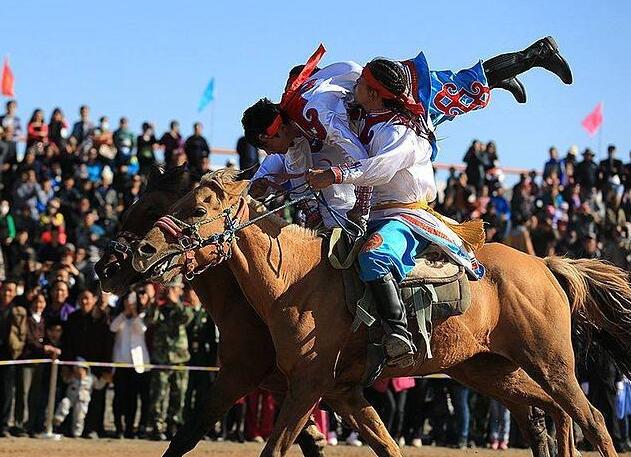 那达慕大会是哪个民族的节日 是蒙古族一年中最盛大的