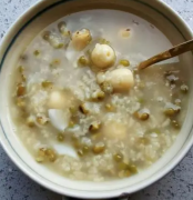 百合绿豆粥的做法 小编教你做美味的百合绿豆粥