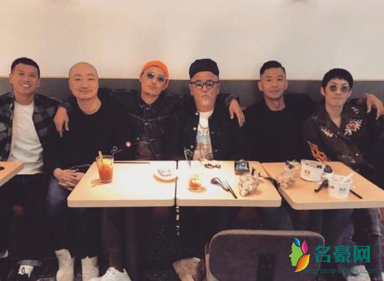 吴建豪等好友聚会