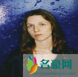 edun设计师是谁