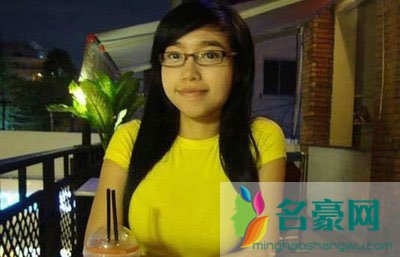 嫩模肖瑶瑶微博及个人资料 肖瑶瑶的胸是什么样的