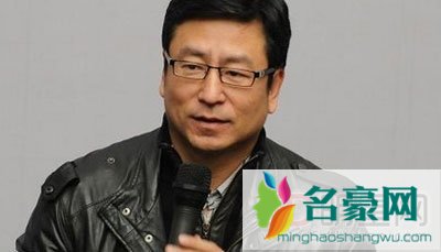 白岩松被开除党籍了吗 白岩松为何被开除党籍+真正原因