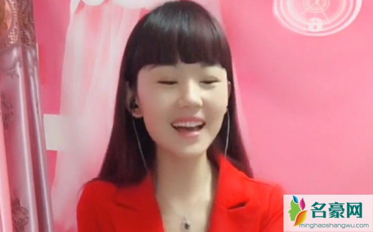 小闹闹