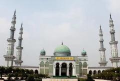 中国最大的清真寺在哪 中国最大的清真寺有多大