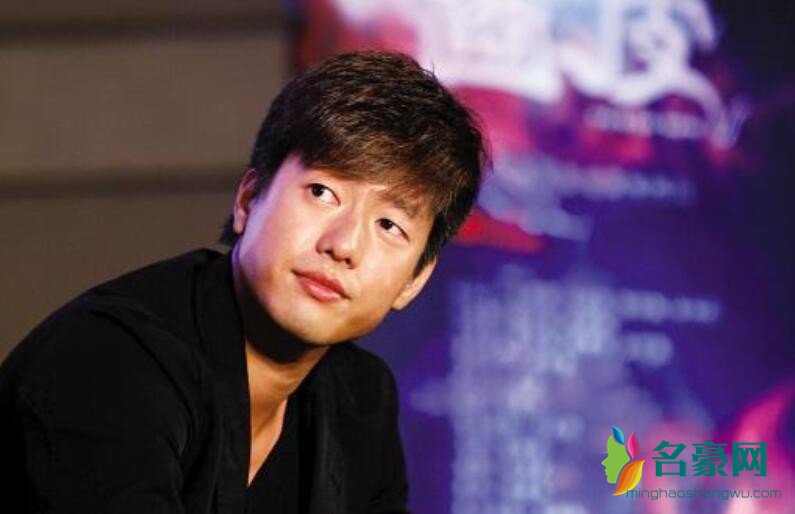 凌潇肃首谈失败婚姻 与姚晨婚姻以失败告终很痛心