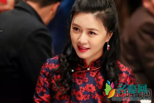 倪大红的前妻闫妮吗 感觉娱乐圈里只结一次婚好像很没面子似的