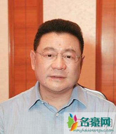 刘銮雄花三亿换肾肾源是谁的 以前钱养色现在钱养病没毛病