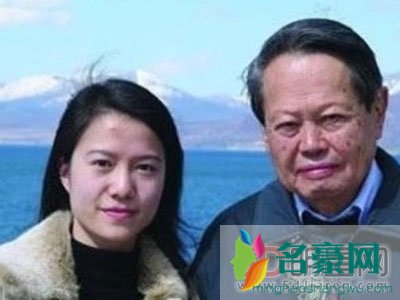 为什么说翁帆是特工 希望杨振宁能活过150岁让这份爱天长地久