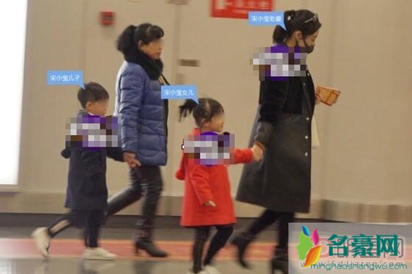 宋小宝前妻霍晓红图片资料 一辈子没有孩子能不能承受住家里的压力