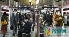 疫情坐公交能吃东西吗