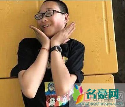 郭乐乐在学校被打视频经过 一个自媒体把一批小孩带跑偏了