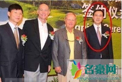 宓春雷的第一任老婆照片 有钱时谈的是情没钱时谈的是钱