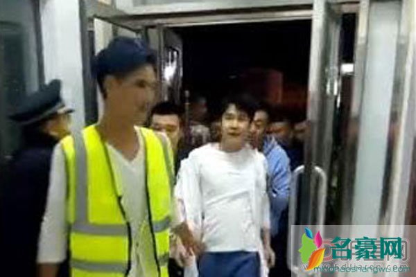 小沈阳为什么被公安局抓了 都是钱闹的没名气了就来一次自己炒自己