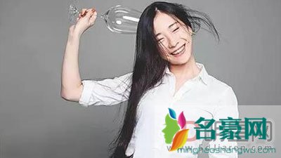 纽约留学女王胜寒大尺度半裸照 醉鹅娘与喃猫分家不合作了吗