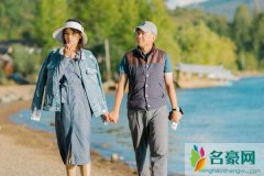 刘涛帮老公还了多少钱 本想找王珂的大肩膀靠结果刚好相反