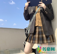 冬季打底袜颜色如何搭配 今年流行什么颜色的打底袜