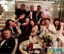 刘嘉玲豪宅开派对 合照中却不见男主人身影