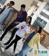 杨幂谢依霖同框 同为辣妈两人却像母女