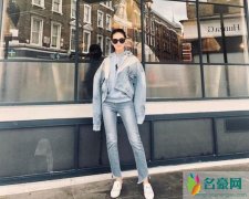 昆凌晒照周杰伦留言 网友：再这样我会被闪瞎咯