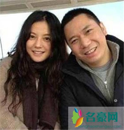 赵薇退出龙薇传媒经营层面 他们夫妻被限制上市其它产业崩盘了