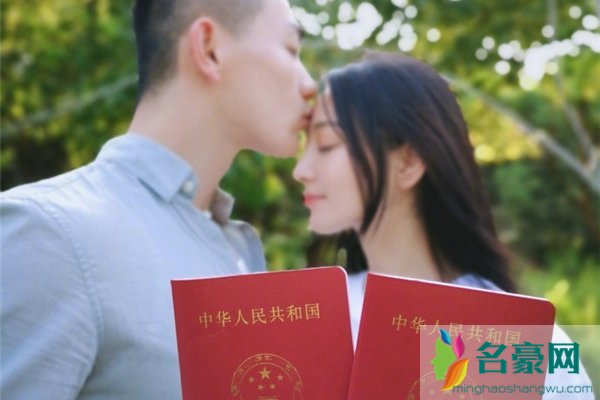 何捷张馨予结婚经过 比一些只长期恋爱不结婚的好至少没拿婚姻炒