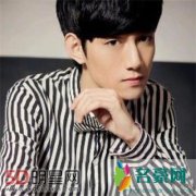 阿哲承认睡了小损样 小损样和阿哲睡的图片是真的吗