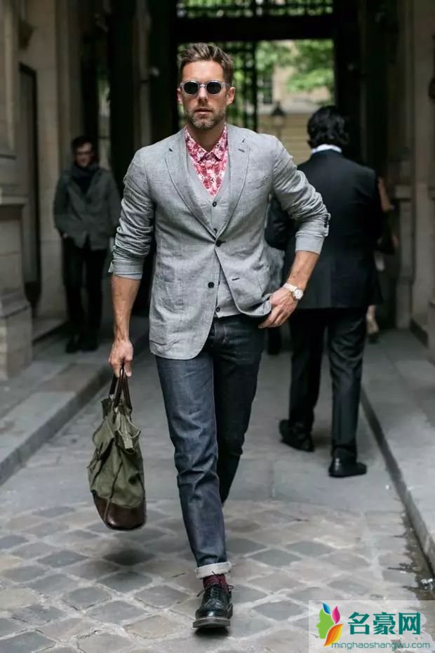 正式场合为什么要穿西装 小鲜肉怎么搭配西装