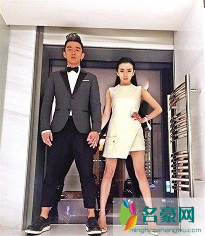 郑恺和程晓玥分手了吗 找个跟自己实力差不多的不要想着飞到枝头做凤凰