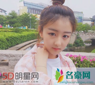 快手炫迈妹儿黑历史都有哪些 炫迈妹与杨涛跨年夜发生了什么