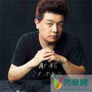 jy戴士什么大学毕业的 jy北京十几套房什么梗