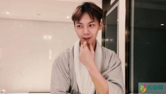 陈伟霆自己动手剪寸头 网友：有颜值都这么任性的吗