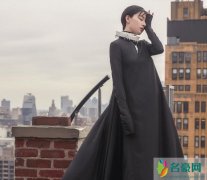 阚清子大片曝光 大胆的时尚造型尽显都市摩登范