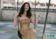 倪妮穿金色闪光裙亮相 倪妮轻松成为全场的焦点
