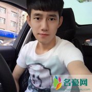 阿哲退出歪歪一人疯了 歪歪一人哥和阿哲解约