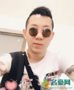 王小源现在在哪里直播 王小源什么时候回归快手
