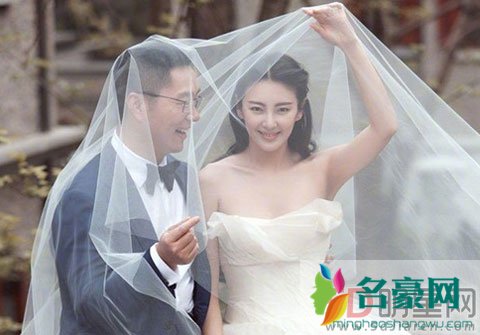 张雨绮离第二次婚了吗 两次婚姻都是闪婚而且都离了像玩过家家似的