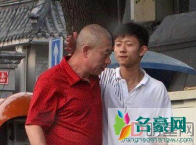 张一山父亲张晓武资料 先天条件加上后天努力造就了他