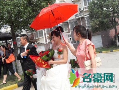 潘雨辰侯勇为什么离婚 候已经换了几个老婆了潘也不是最后一个