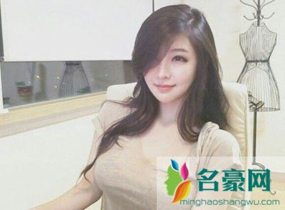 花椒直播大胸视频直播女排行榜 花椒最骚的三大女主播都有谁