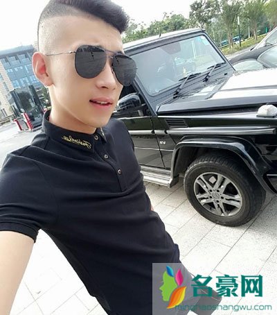 天佑女徒弟桃子萱什么时候收的 天佑最早几位徒弟简介