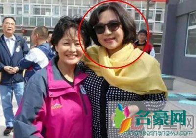 李连杰大女儿李思现状 命里没有儿子的生了四个女儿