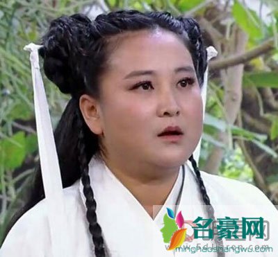 贾玲为何这么胖了 妹子有迷人的小酒窝是啥打击让她一胖到现在的