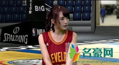 腾讯nba女主播小南是谁及个人资料身高 小南美胸露底照片