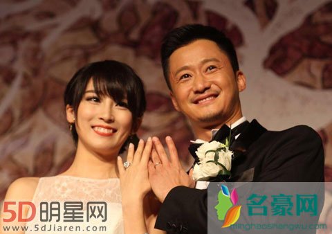 吴京儿子大名叫什么 他与老婆很有夫妻相特别是鼻子