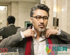 吴秀波老婆尚洁照片资料 出名后没有背叛糟糠之妻就够可以了何况他那么迷人那么帅