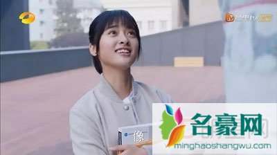 沈月和母亲照片 沈月陈小希遗传了妈妈的美貌清新脱俗