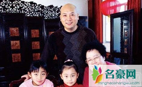 迟重瑞老婆陈丽华有共同的孩子吗 实在无法说服自己这个是真爱