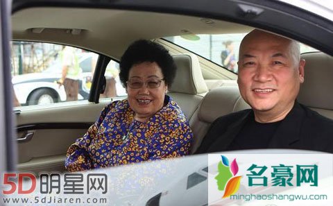 迟重瑞老婆陈丽华有共同的孩子吗 实在无法说服自己这个是真爱