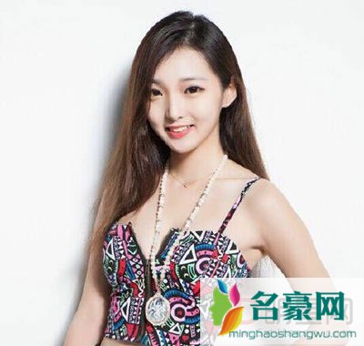 强东玥为什么叫回锅肉、嘀嗒 笑起来蛮邻家的一个接地气女孩