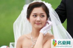 张娜拉现在怎么样了 张小姐是手头紧了来中国赚点小费?